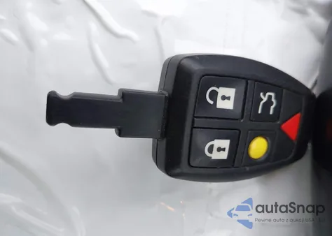 2007 Volvo C70 T5 from USA, damaged, VIN YV1MC682X7J024614